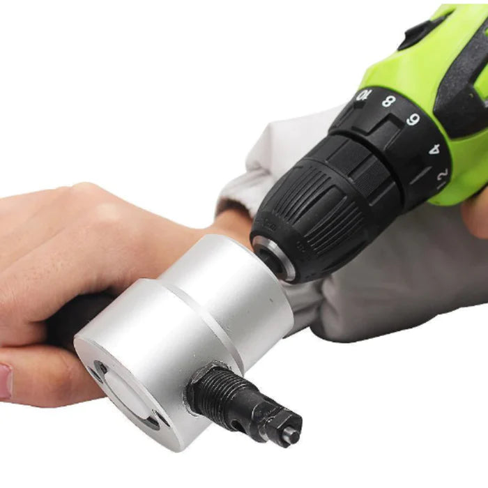 Grignoteuse à métal à double lame