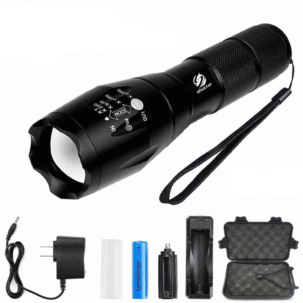 Lampe torche militaire