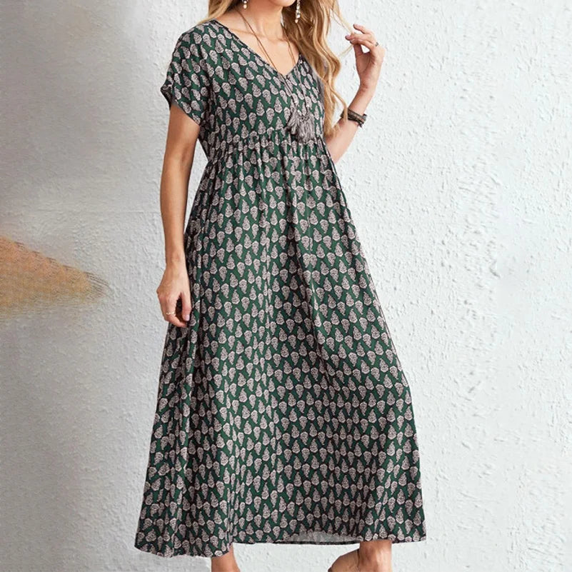 Robe longue bohème grande taille à imprimé — manches courtes, col V, taille élastique