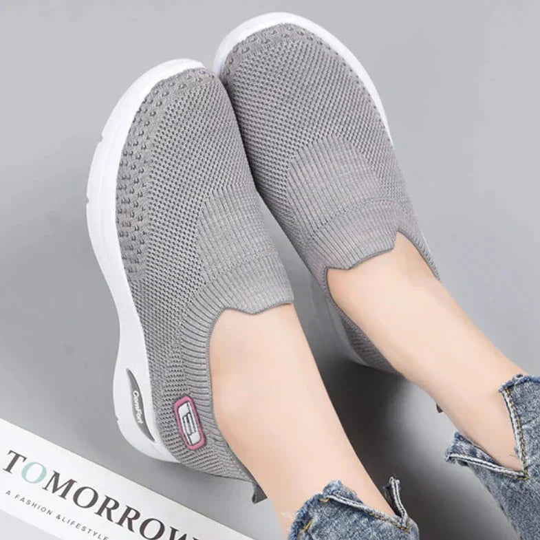 Gris / 36,Gris / 37,Gris / 38,Gris / 39,Gris / 40,Gris / 41