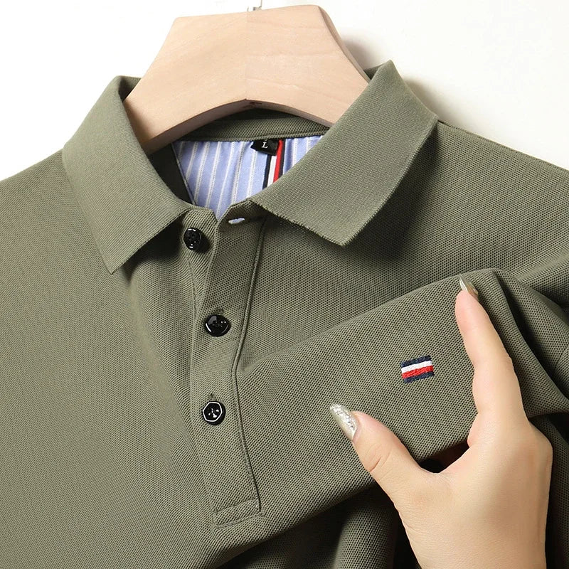 Polo déconctracté brodé et respirant