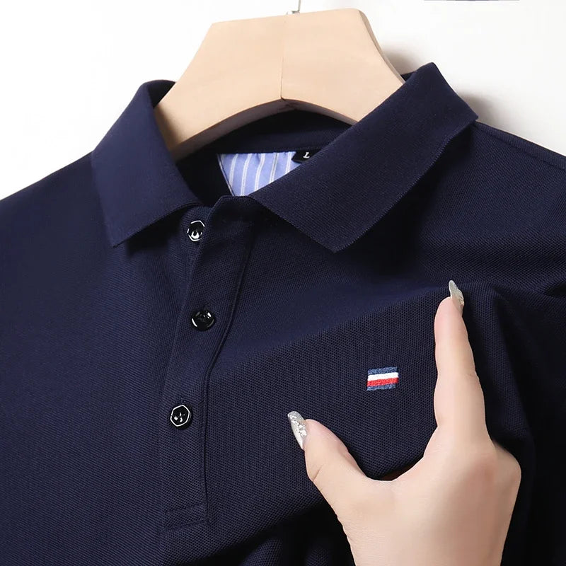 Polo déconctracté brodé et respirant