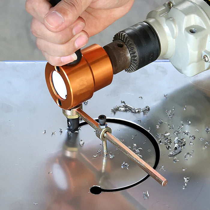 Grignoteuse à métal à double lame