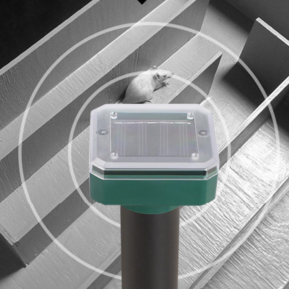 Lot de 4 Répulsifs solaires anti taupes