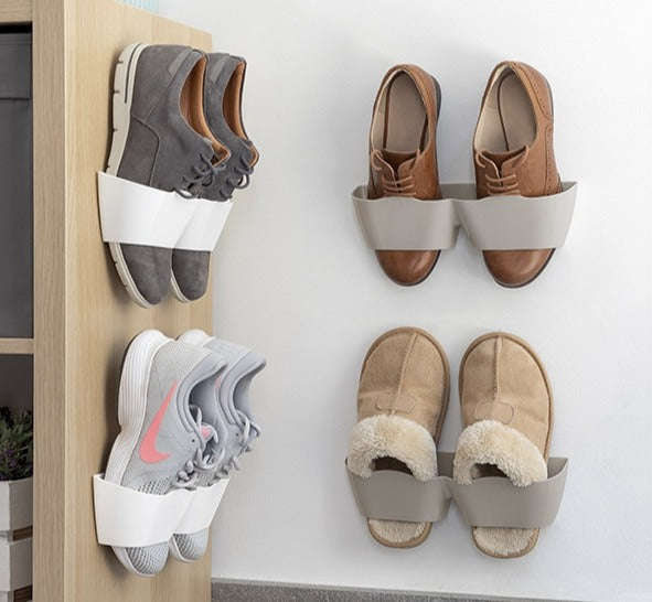 Meubles à chaussures avec adhésifs