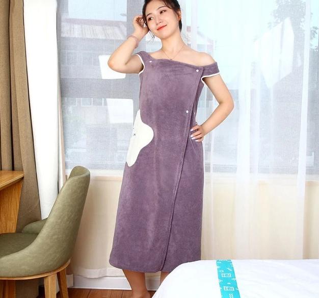 DESTOCKAGE I Serviette de Bain effet Robe