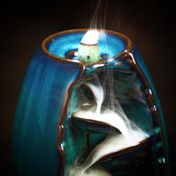 TOP VENTES - Bruleur d'encens en céramique + 50 cônes d'encens