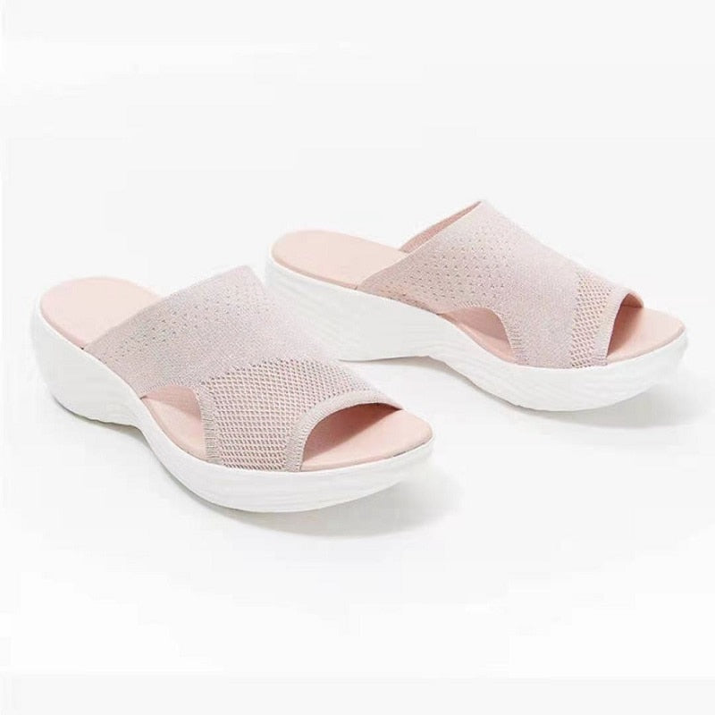 Paire de claquettes orthopédiques