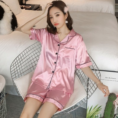 Pyjama d'été en satin