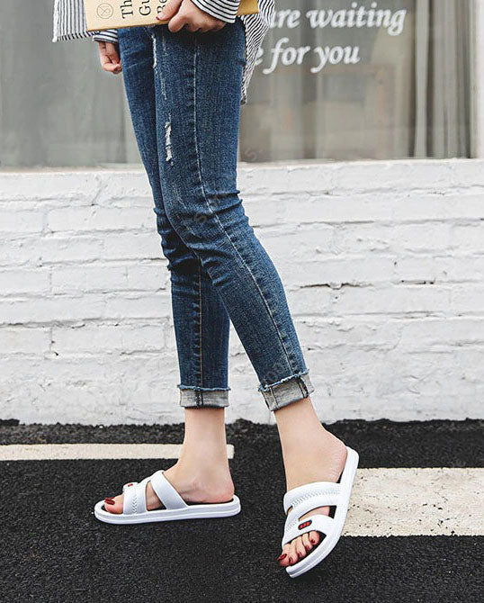 Claquettes japonaises confortables