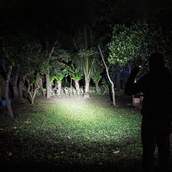 Lampe Torche Puissance MAX - Portée 300m