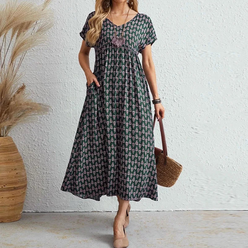 Robe longue bohème grande taille à imprimé — manches courtes, col V, taille élastique