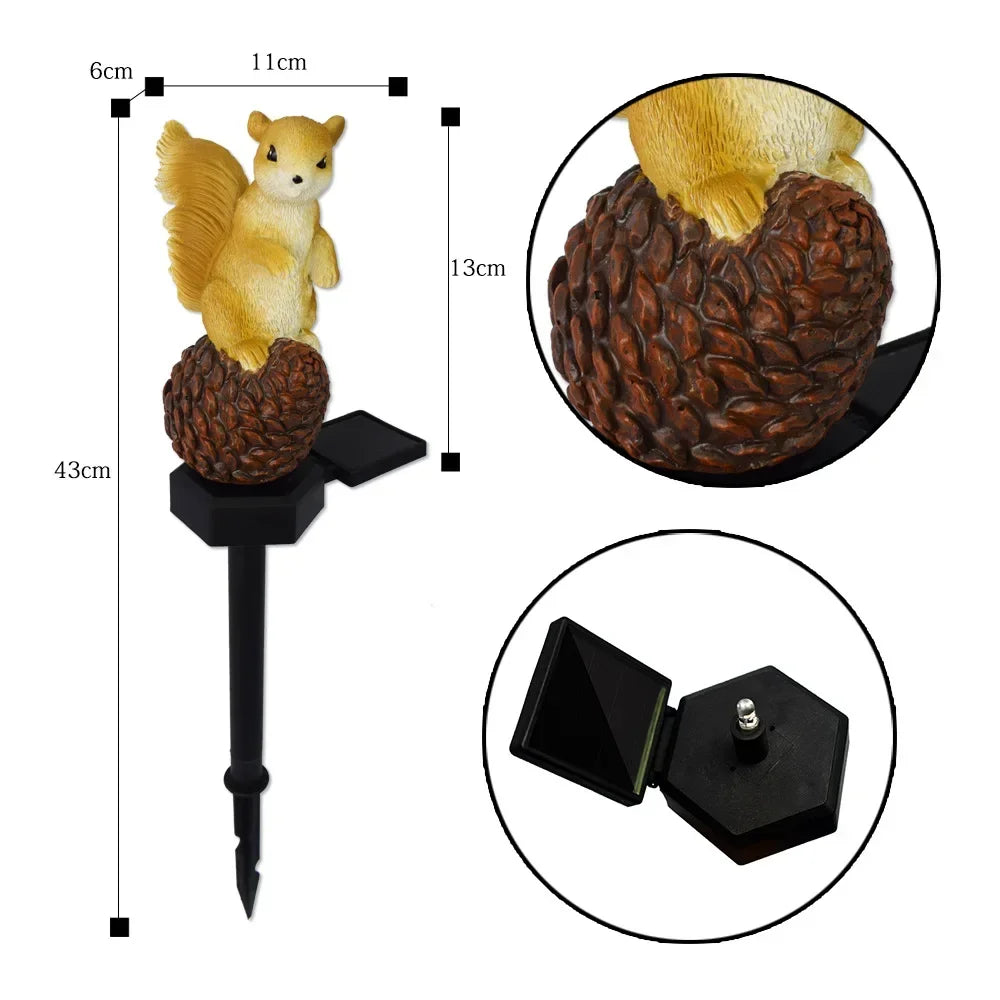 Lumière LED solaire en écureuil à planter