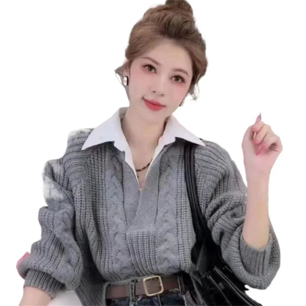 Pull en Maille Tressé 2 en 1 avec Chemise à Col V