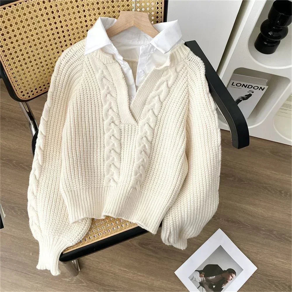 Pull en Maille Tressé 2 en 1 avec Chemise à Col V