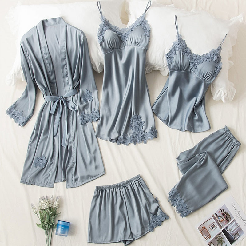 Ensemble de pyjama en satin - 5 pièces