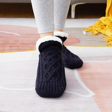 Charger l&#39;image dans la galerie, Chaussons-Chaussettes Fourrés