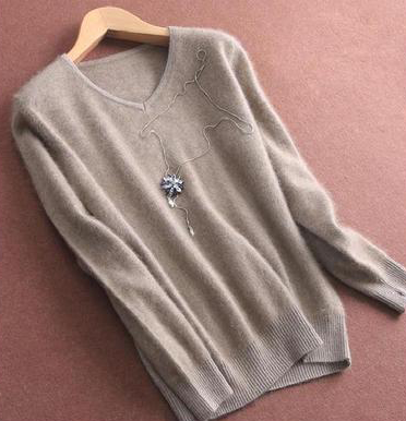 Pull col V en cachemire